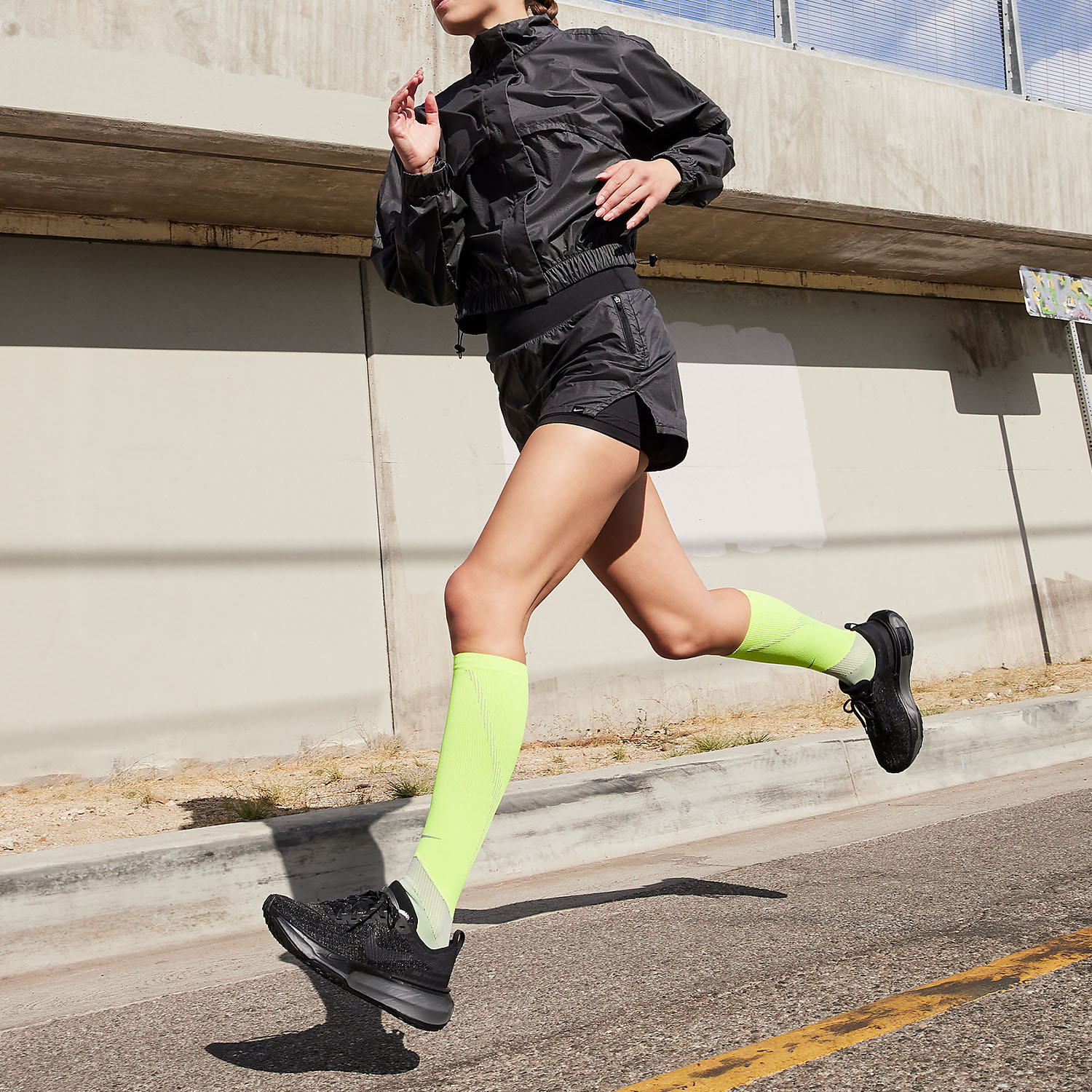 Nike Authentic Invincible 3 Wo - Women Shoes Running Nike 评论和价格