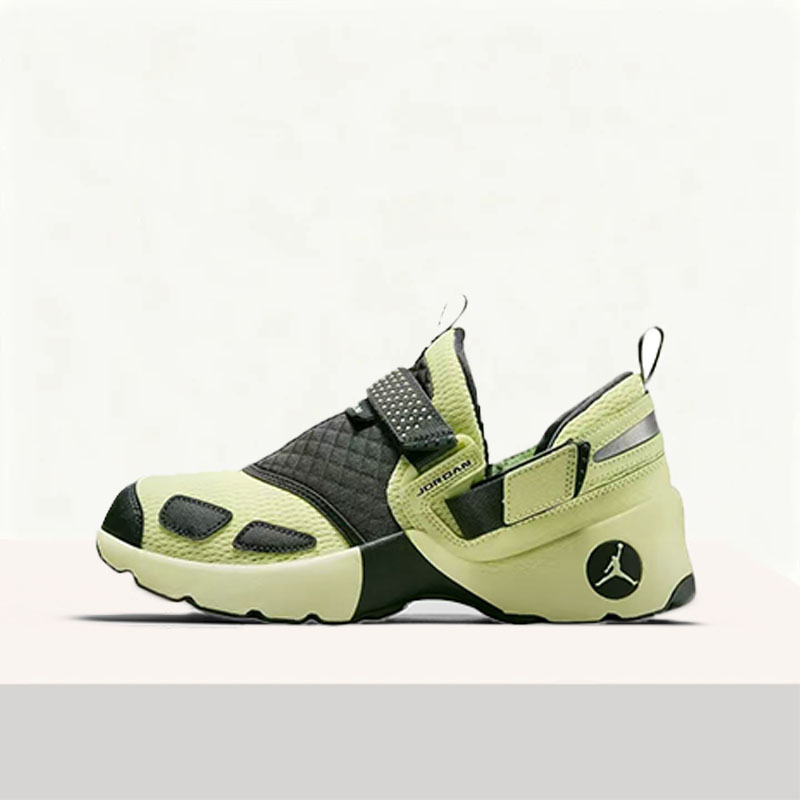 Nike Air Jordan Trunner LX Wom - Women'S Shoes Nike Jordan 评论和价格